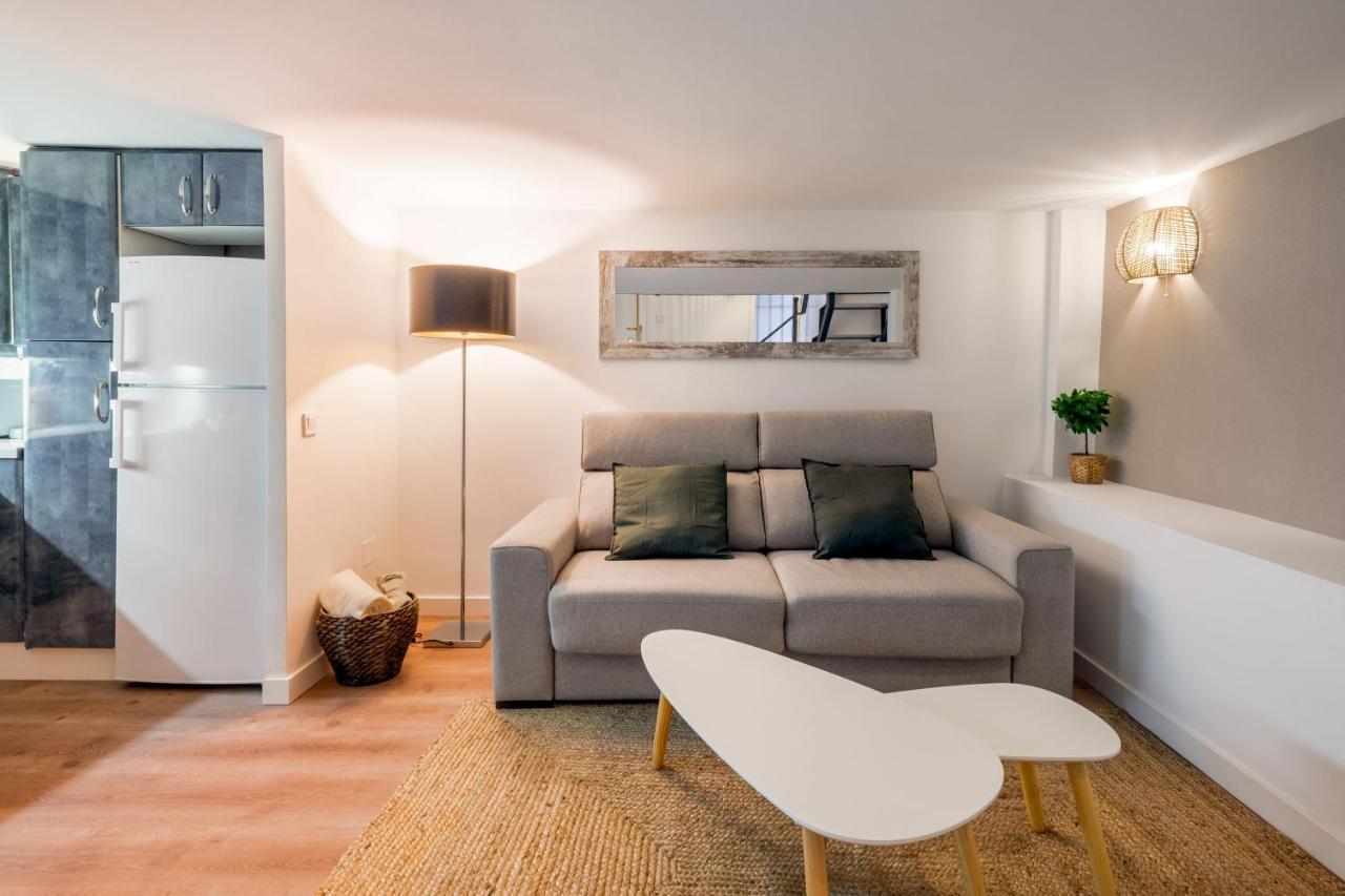 1 Bedroom 1 Bathroom Furnished - Lavapies - Duplex Мадрид Екстериор снимка